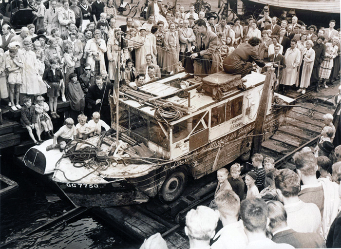 Jeep anfibio modificado