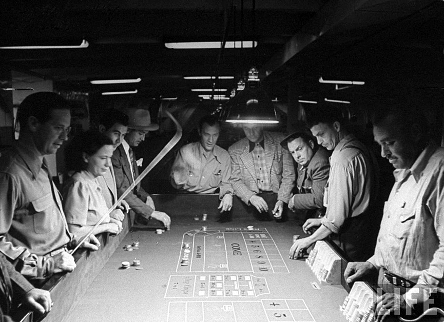 Sala de juego a bordo del Lux. California, 1946. Peter Stackpole, Life