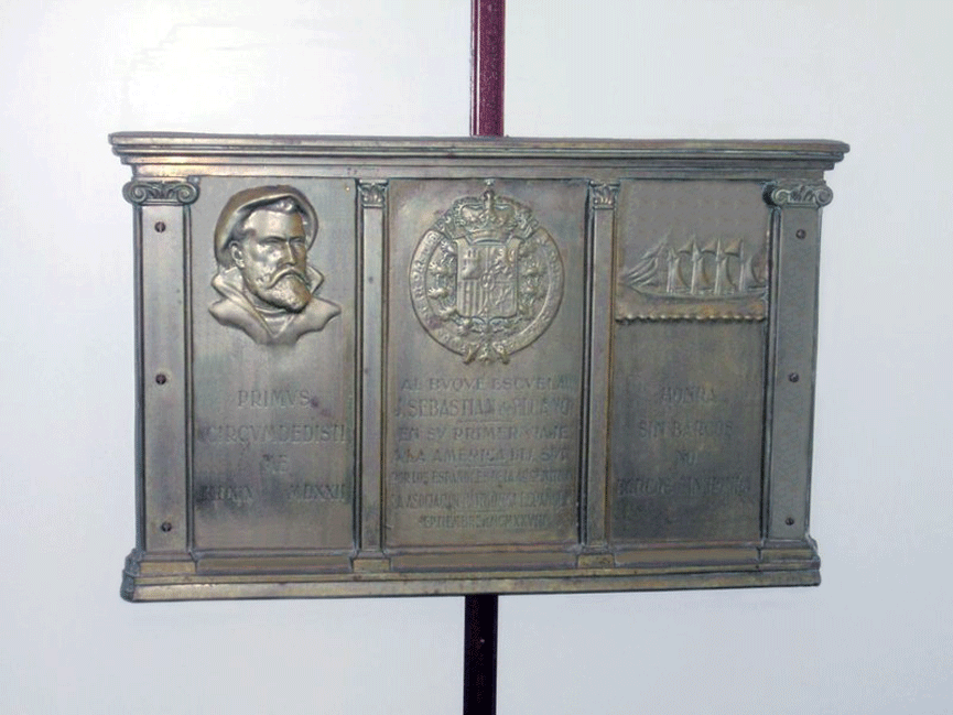 Placa en la zona habilitada para los guardiamarinas. Alcantara