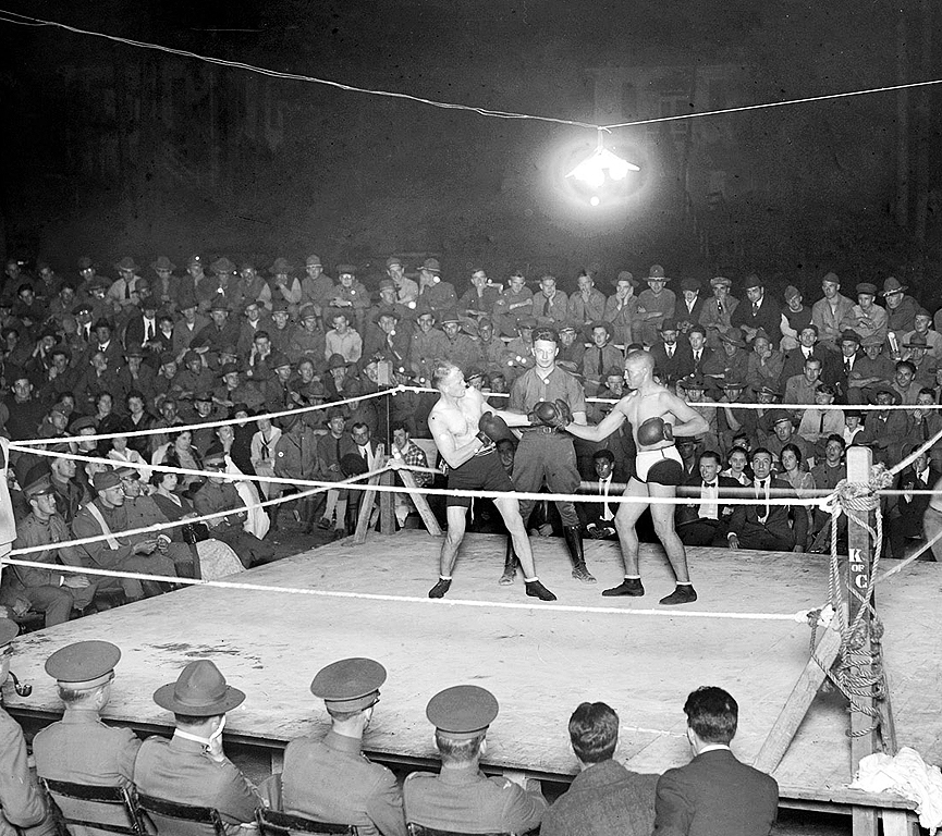 Combate de boxeo en el Hospital Walter Reed. Washington, 1923. Herbert A. French, Librería del Congreso