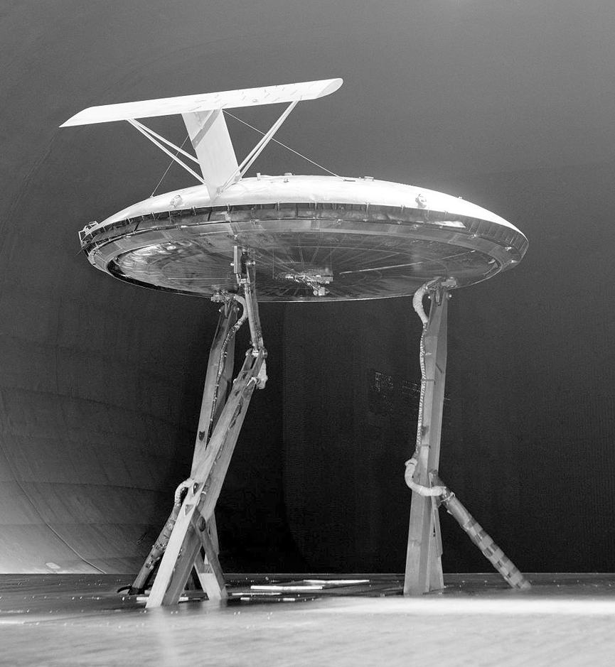 Avrocar en el túnel de viento del Centro de Investigación Ames de la Nasa, California, en 1960. Up ship