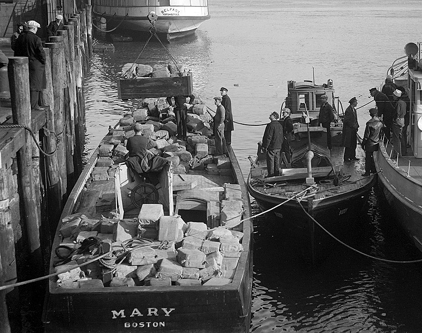 Incautación en Dorchester Bay. Boston, 1932. Boston Public Library