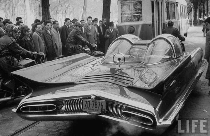 Automovil experimental Lincoln Futura. 1959