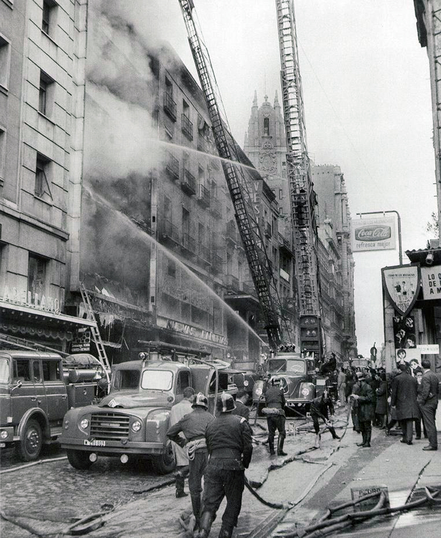 Incendio en los almacenes Arias. 1964