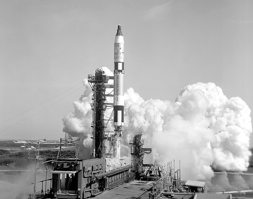 Despegue de la nave espacial Gemini 5, el 21 de agosto de 1965. NASA