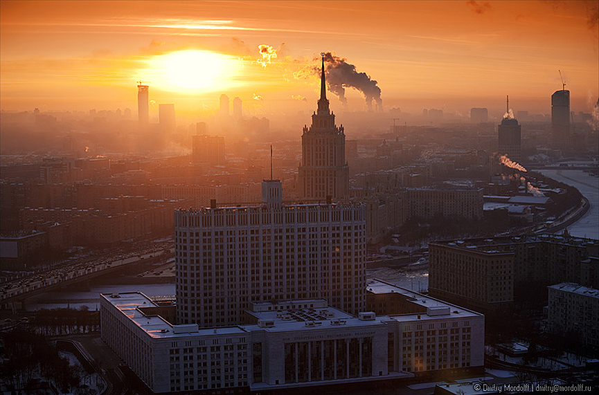 Puesta de sol en Moscú. Dmitry Mordolff