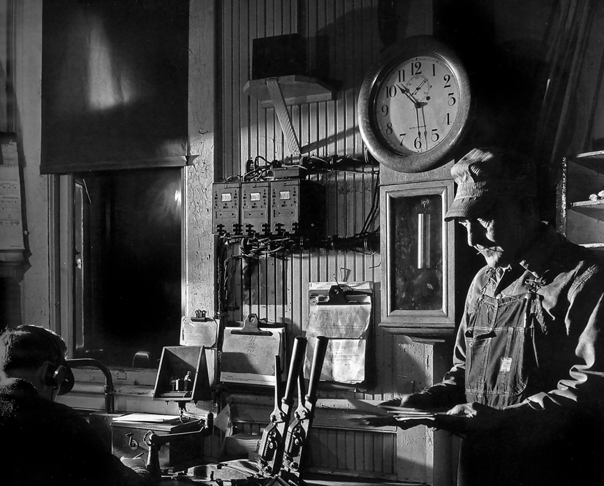 Oficina de telégrafos, 1955. Ogle Winston Link