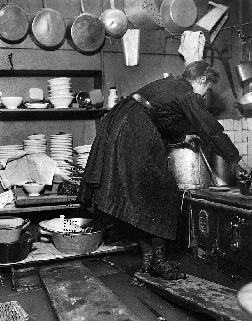 Cocina, rue Felicien David. Maurice Branger y Roger Viollet