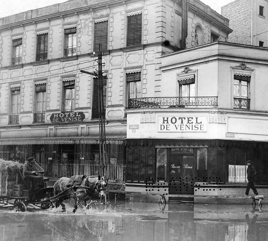 Hotel de Venise. Maurie Brauger y Roger Viollet