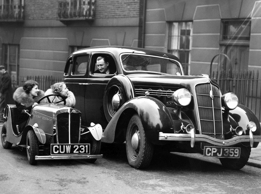 Scoota car. Inglaterra, 1939. Getty Images