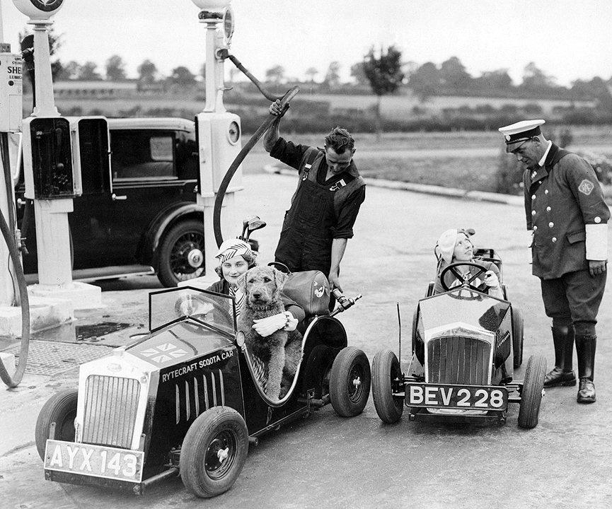Repostando cerca de Barnet, Inglaterra en 1934. Getty Images