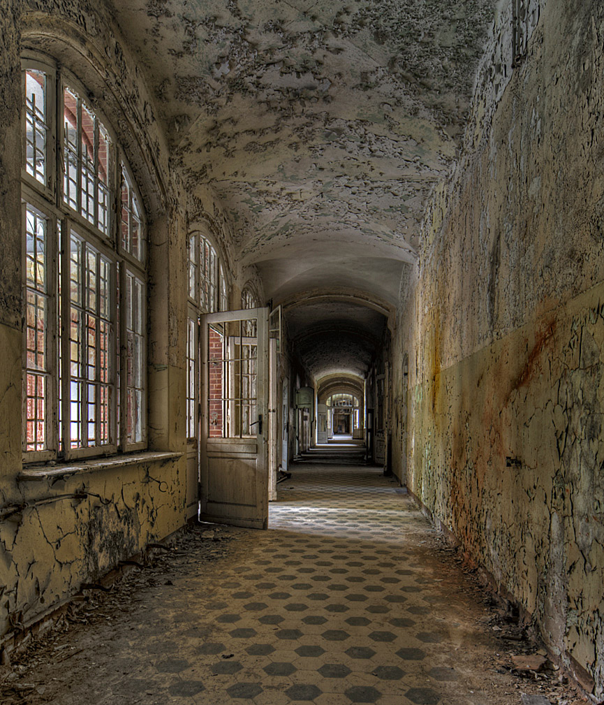 Hospital Beelitz-Heilstätten. Brandemburgo, Alemania. Paul Howzey