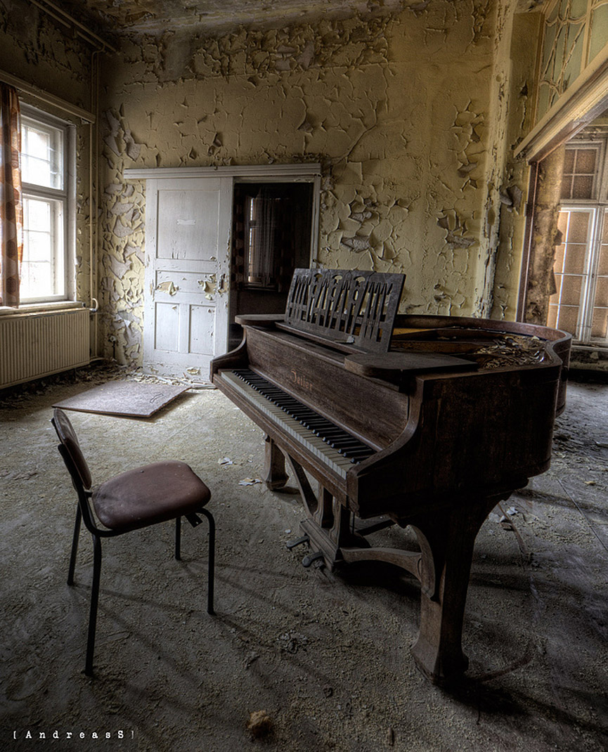 Gran piano Seiler. Sanatorium E, en Alemania. Andreas S